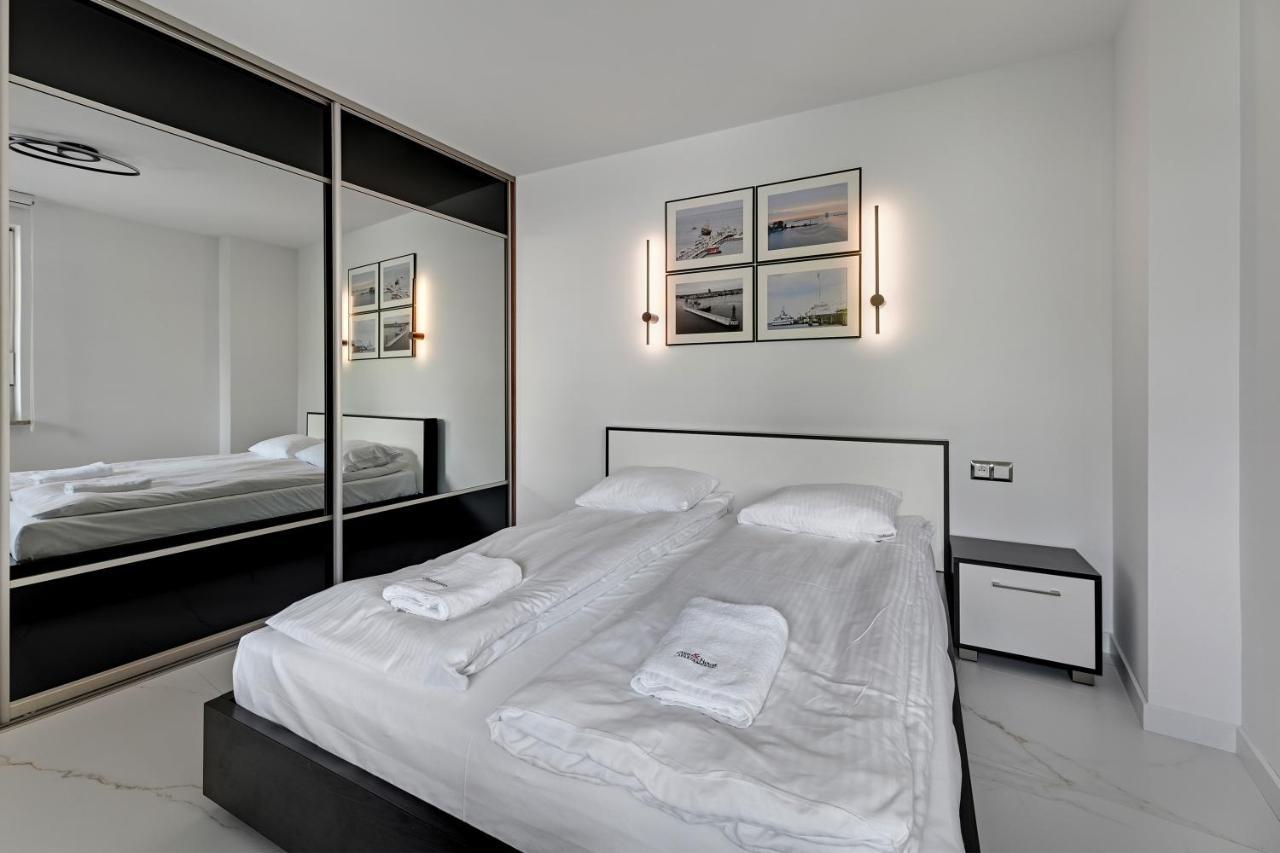 Apartment Dom & House - Sunrise